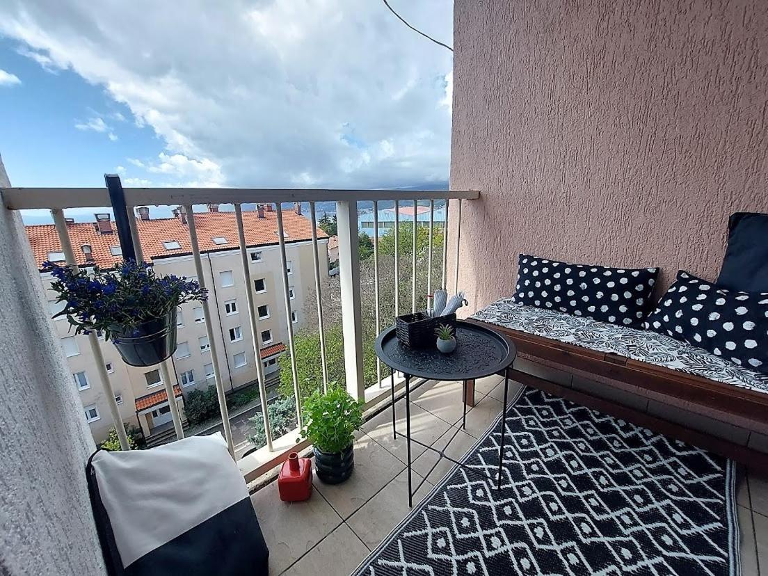 Urban Nest, Sunny Apartment 4 Stars Риека Экстерьер фото